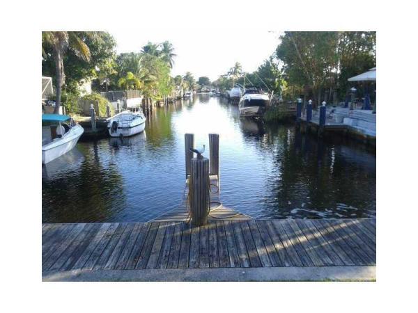 Pompano Courts, 520 SW 15th St #101, Fort Lauderdale, Florida 33060, image 2