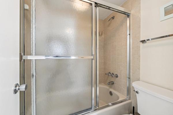 Colony Point, 1101 Colony Point Cir #404, Pembroke Pines, Florida 33026, image 3