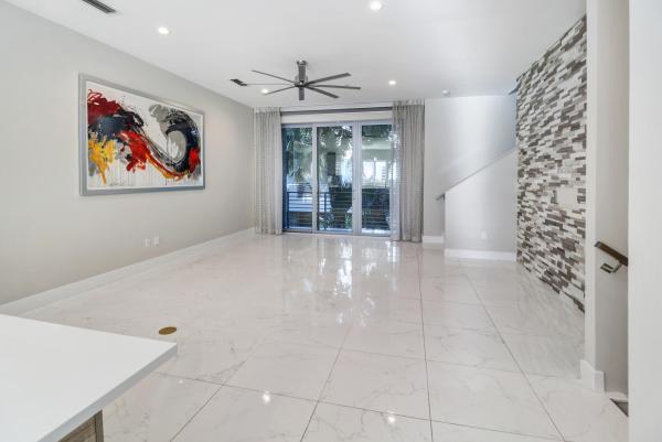 Moderne Boca, 4033 NW 17th Way, Boca Raton, Florida 33431, image 2