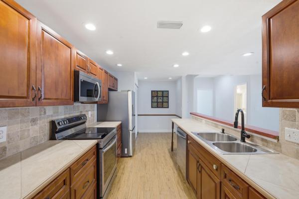 Westview, 1097 NW 98th Ter #110, Pembroke Pines, Florida 33024, image 2