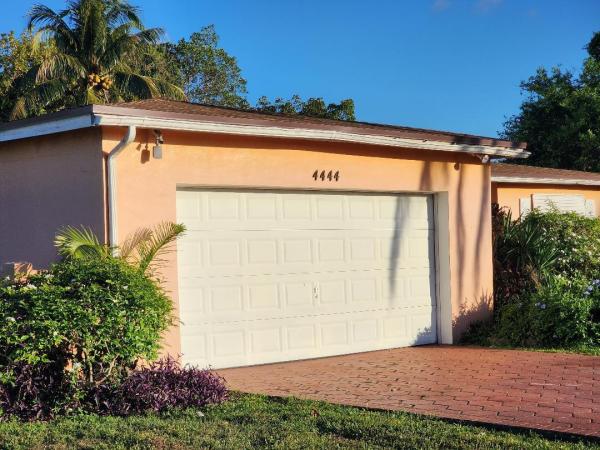 Oakland Estates North, 4444 NW 42nd Ave, Lauderdale Lakes, Florida 33311, image 2