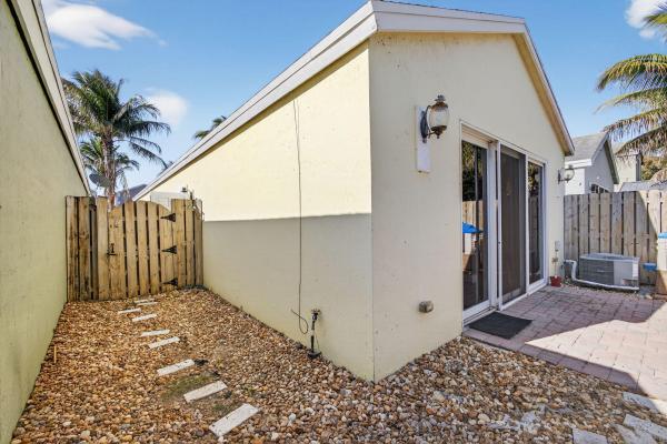 Southwind Springs, 3125 Shelby Way, Palm Springs, Florida 33461, image 1