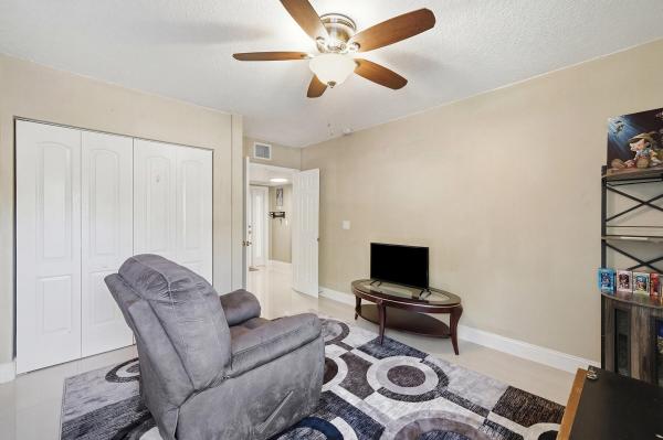 Applewood Village 4, 2928 Carambola Cir S #2003, Coconut Creek, Florida 33066, image 2