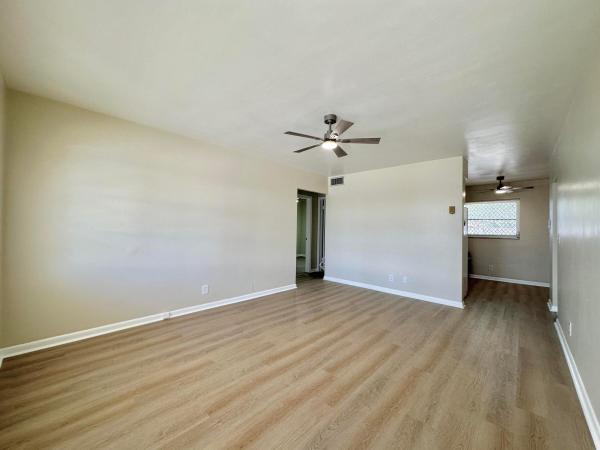 Holly House, 728 Ridge Rd #31, Lantana, Florida 33462, image 2