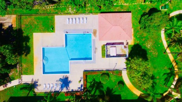 Vista Gardens, 737 SE 1st Way #306, Deerfield Beach, Florida 33441, image 1