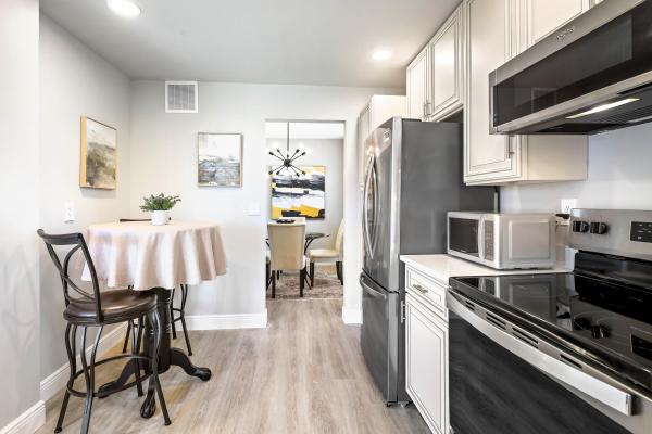 Poinciana Place 3, 3595 Birdie Dr #601, Lake Worth Beach, Florida 33467, image 1