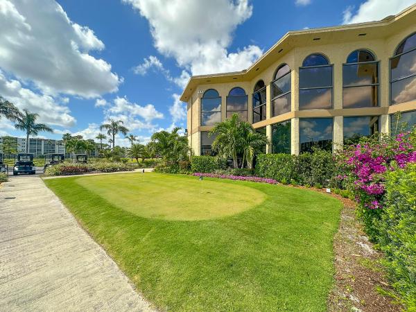 Poinciana Place 3, 3595 Birdie Dr #601, Lake Worth Beach, Florida 33467, image 1