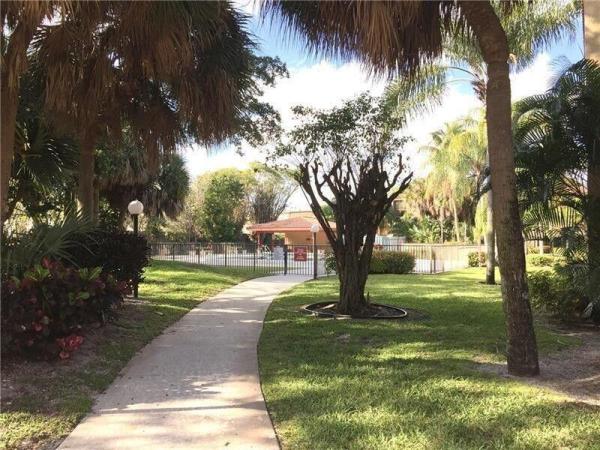 Vista Gardens, 793 SE 1st Way #73, Deerfield Beach, Florida 33441, image 1