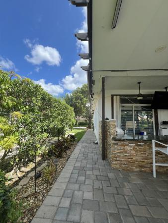 Carriage Pointe Estates, 8252 NW 44th St, Coral Springs, Florida 33065, image 1