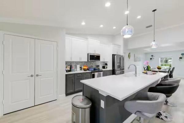 The Acreage, 11038 Persimmon Blvd, West Palm Beach, Florida 33411, image 1