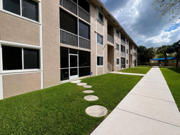 10151 W Atlantic Blvd #H1, Coral Springs, Florida 33071, image 1