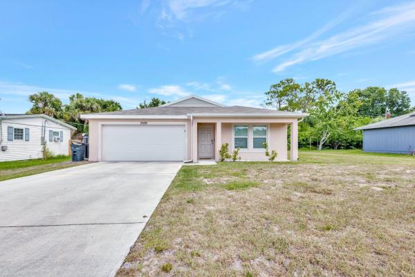 Lakewood Park, 7106 Lakeland Blvd, Fort Pierce, Florida 34951, image 1