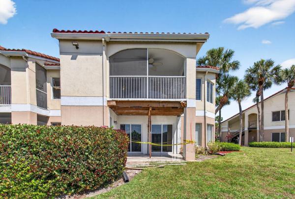 Casablanca Isles, 815 Boynton Beach Blvd #6-201, Boynton Beach, Florida 33426, image 1