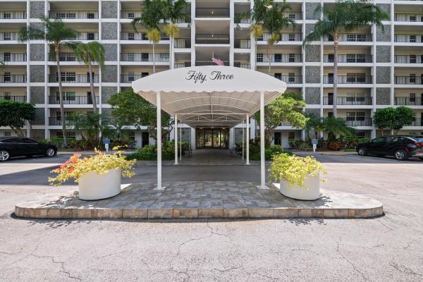 Palm-Aire Country Club 53, 2900 N Course Dr #909, Pompano Beach, Florida 33069, image 3