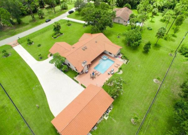 Paddock Park 1 Of Wellington, 14870 Horseshoe Trce, Wellington, Florida 33414, image 3