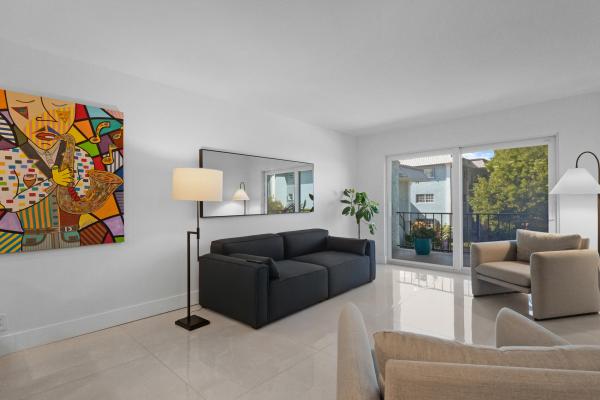 River Manor, 3004 NE 5th Ter #210-C, Wilton Manors, Florida 33334, image 1