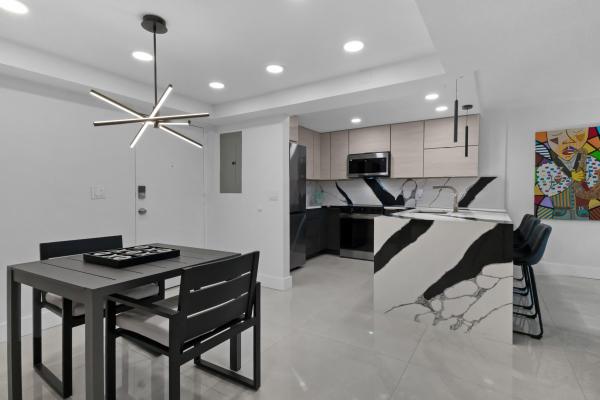 River Manor, 3004 NE 5th Ter #210-c, Wilton Manors, Florida 33334, image 1