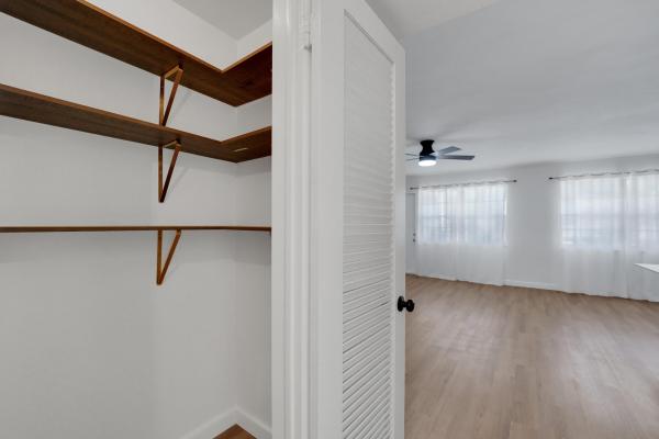 Maybury Mansions, 5203 NE 24th Ter #B-207, Fort Lauderdale, Florida 33308, image 2