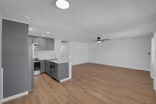 Maybury Mansions, 5203 NE 24th Ter #B-207, Fort Lauderdale, Florida 33308, image 3