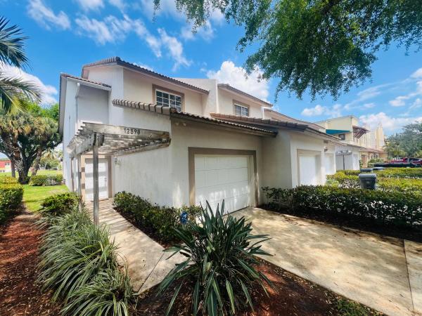 Cypress Shores, 12598 Westhampton Cir, Wellington, Florida 33414, image 1