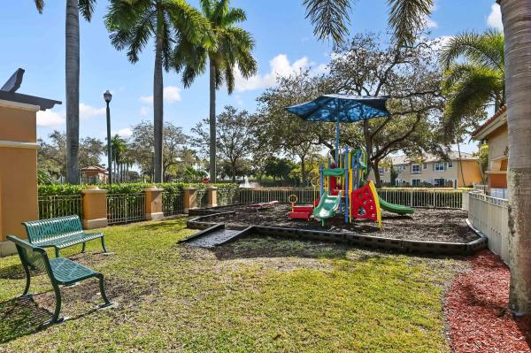 The Villas At Harbor Isles, 4967 Tradewinds Ter #605, Dania Beach, Florida 33312, image 1