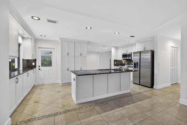 South Shore Of Wellington, 1776 The 12th Fairway, Wellington, Florida 33414, image 1