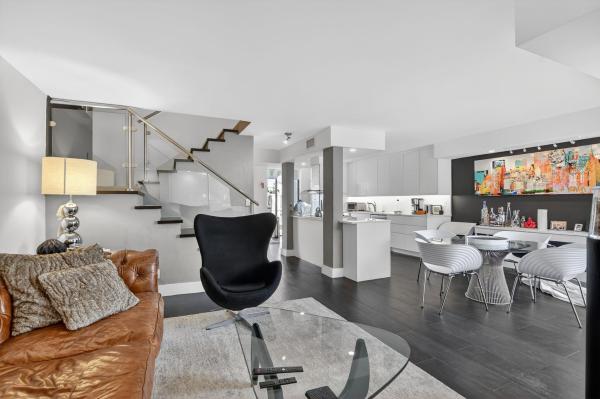 Bridgewood Townhouses At Boca West Country Club, 2306 Bridgewood Dr, Boca Raton, Florida 33434, image 2