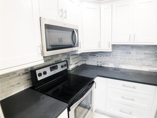 Bay Colony Club, 6521 Bay Club Dr #4, Fort Lauderdale, Florida 33308, image 1