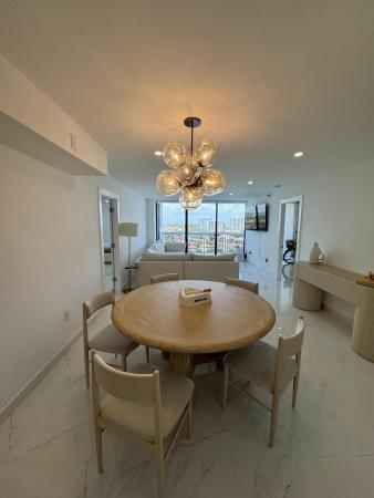 Waterview 2, 20515 E Country Club Dr #1442, Aventura, Florida 33180, image 2