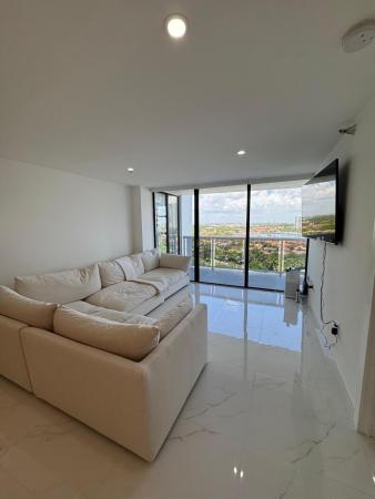 Waterview 2, 20515 E Country Club Dr #1442, Aventura, Florida 33180, image 1