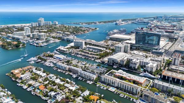 The Caravel, 1700 SE 15th St #306, Fort Lauderdale, Florida 33316, image 2