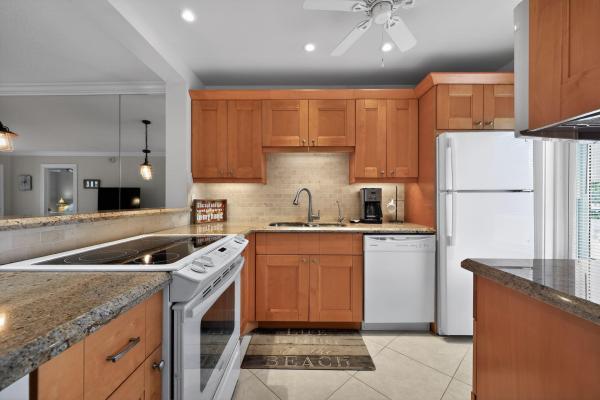 North Leisure Gardens, 1461 S Ocean Blvd #232, Pompano Beach, Florida 33062, image 1