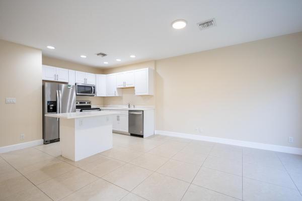 South Shore Of Wellington, 12437 Westhampton Cir, Wellington, Florida 33414, image 1