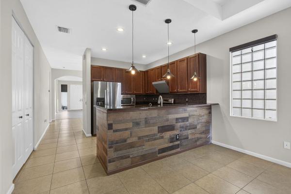 Sequoia, 135 Atwell Dr, West Palm Beach, Florida 33411, image 2