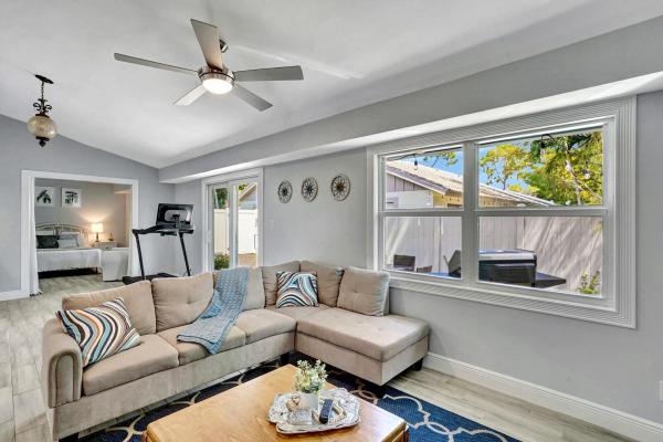 Sugar Pond Manor, 1176 Staghorn St, Wellington, Florida 33414, image 2