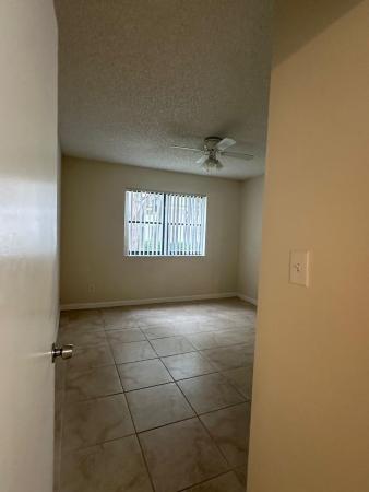 Hollywood Parc, 640 S Park Rd #14-4, Hollywood, Florida 33021, image 1