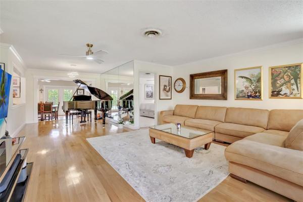 241 SW 13th St, Boca Raton, Florida 33432, image 1