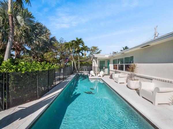 Malbo, 471 Mars Way, Juno Beach, Florida 33408, image 1