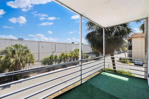 Majestic Gardens, 4043 NW 16th St #201, Lauderhill, Florida 33313, image 3