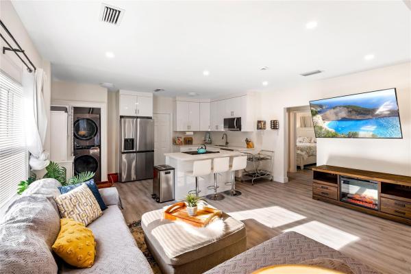 Dania Heights, 218 SW 7th St, Dania Beach, Florida 33004, image 1