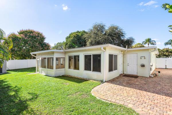 Winfield Park, 2100 NE 4th Ave, Boca Raton, Florida 33431, image 1