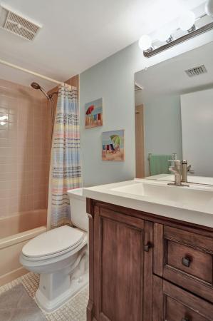 Palm Springs 2, 7610 NW 18th St #205, Margate, Florida 33063, image 2