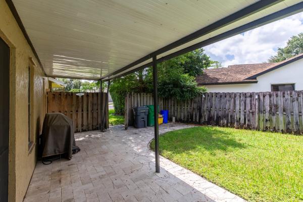Greenview Shores 1 Of Wellington, 1123 Northumberland Ct, Wellington, Florida 33414, image 2