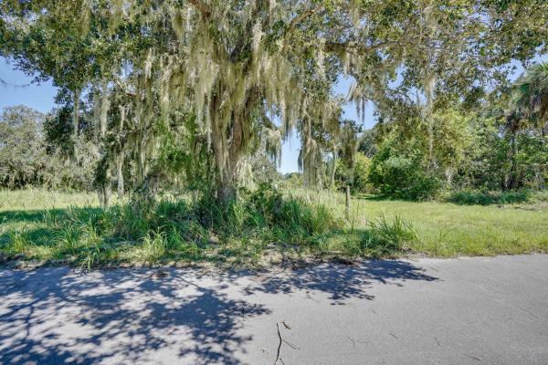 Mariner Oaks Village, 4108 Mariner Oaks Way, Fort Pierce, Florida 34946, image 2
