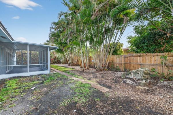 Cresthaven, 3140 NE 9th Ave, Pompano Beach, Florida 33064, image 1