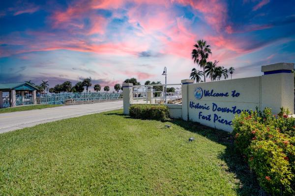 Mariner Oaks Village, 4120 Mariner Oaks Way, Fort Pierce, Florida 34946, image 3