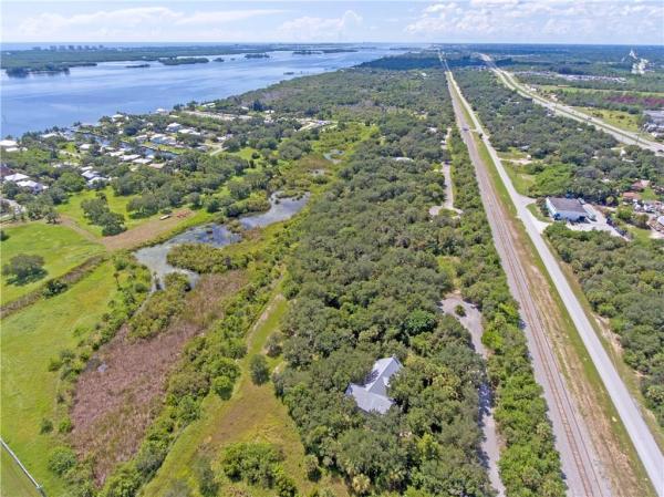 Mariner Oaks Village, 4132 Mariner Oaks Way, Fort Pierce, Florida 34946, image 2