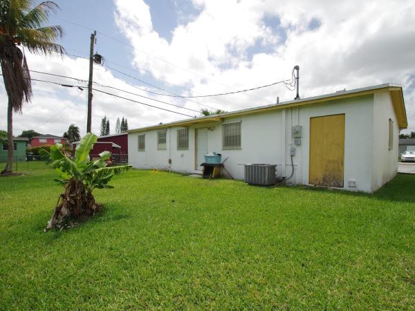 22315 SW 108th Ct, Unincorporated Dade County, Florida 33170, image 2