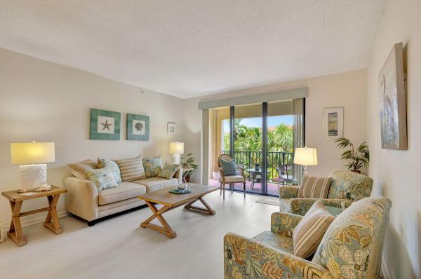 Uno Lago, 800 Uno Lago Dr #302, Juno Beach, Florida 33408, image 2