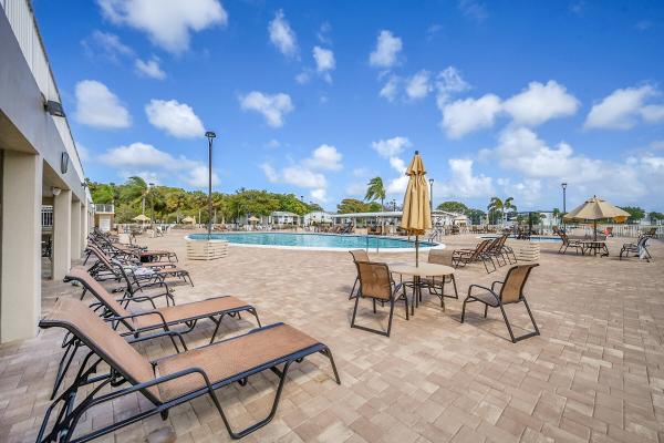 Ashland At Lakes Of Delray, 15108 Ashland Dr #198, Delray Beach, Florida 33484, image 2